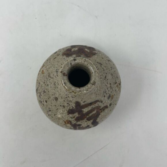 Vintage stoneware vase dated 1972 ￼ - Picture 4 of 7